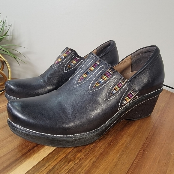 L'Artiste by Spring Step Scribble Slip- On Clogs Size 39 - Picture 3 of 13